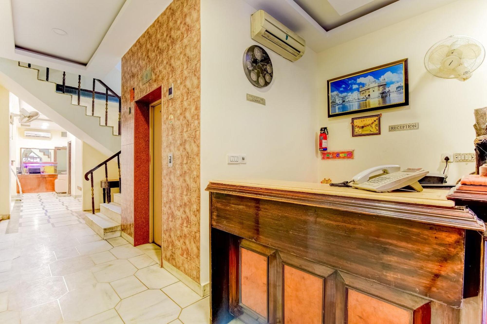 Fabhotel Delhi Darbar Near Karol Bagh Market Exterior foto