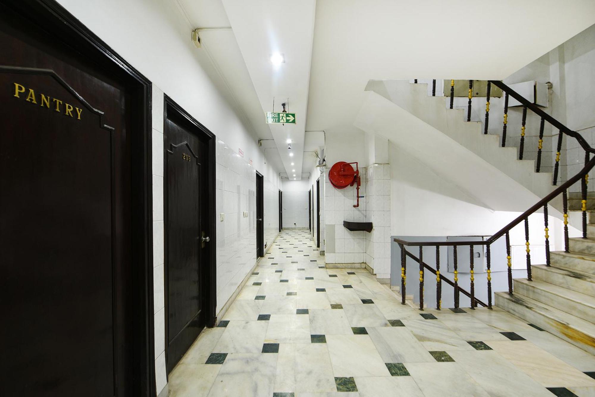 Fabhotel Delhi Darbar Near Karol Bagh Market Exterior foto